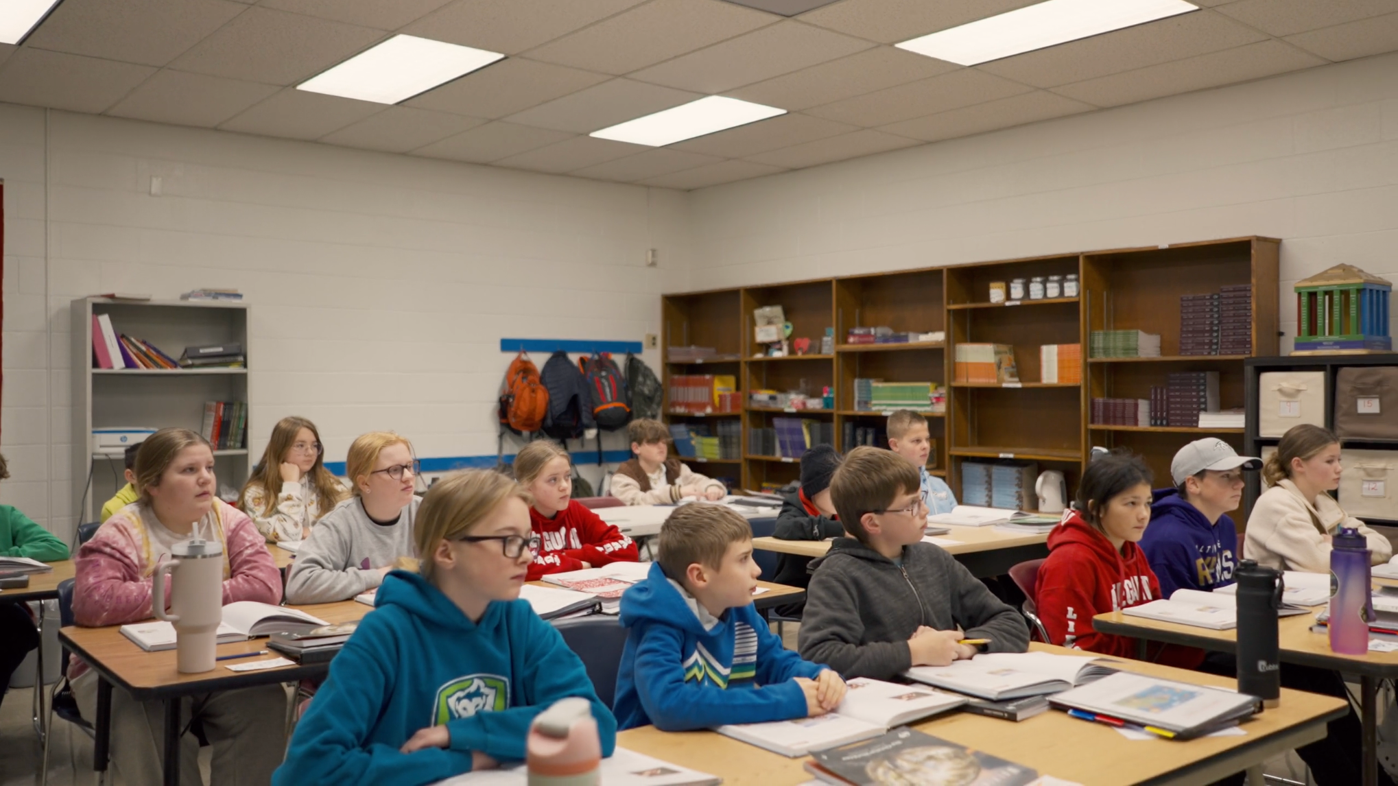 Kids in class at Eukarya